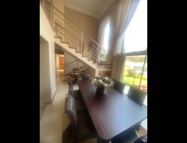 3 BEDROOM HOUSE FOR SALE IN CLUBVILLE